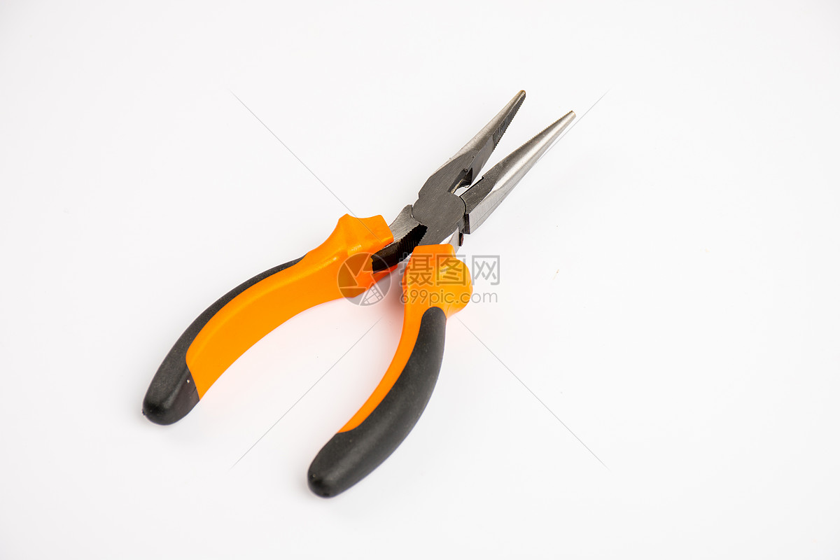 一个会动的小老鼠就制作完了