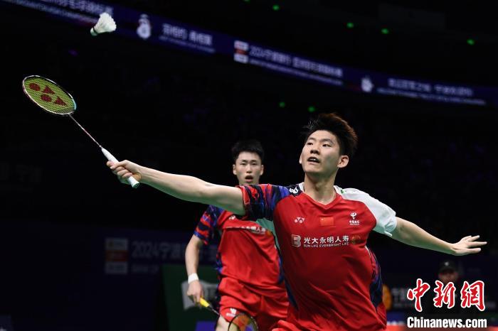 图欧复仇韩国组合，李梓嘉击败周天成晋级1／