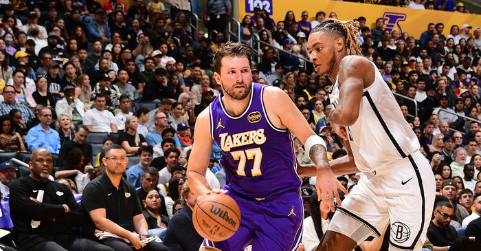 东契奇41分超越利拉德升至历史第15位 湖人轻取篮