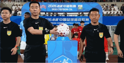 本科维奇红牌成转折点 重庆铜梁龙双响擒深圳新