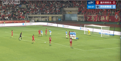 本科维奇红牌成转折点 重庆铜梁龙双响擒深圳新