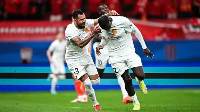 中超第7轮最佳阵容揭晓 大连英博三人入选成最大