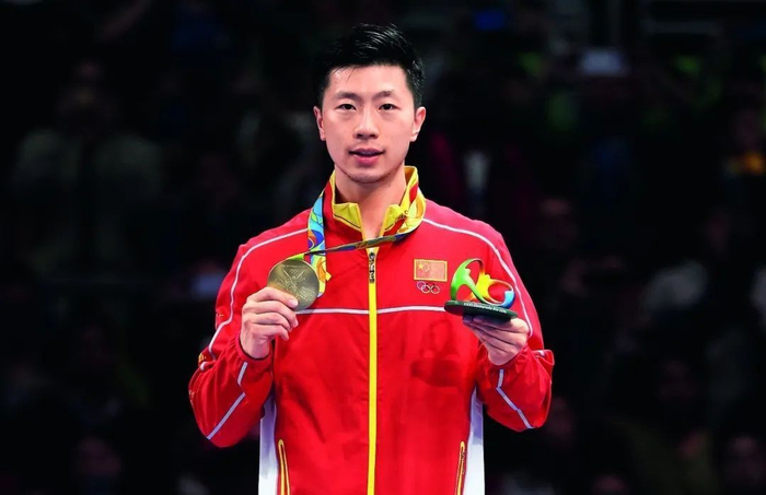 中国男乒小组赛两连败 马龙许昕支援助年轻队员